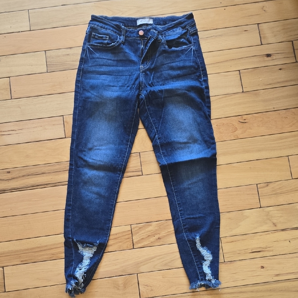 KanCan Blue Ankle Cropped Distressed Jeans